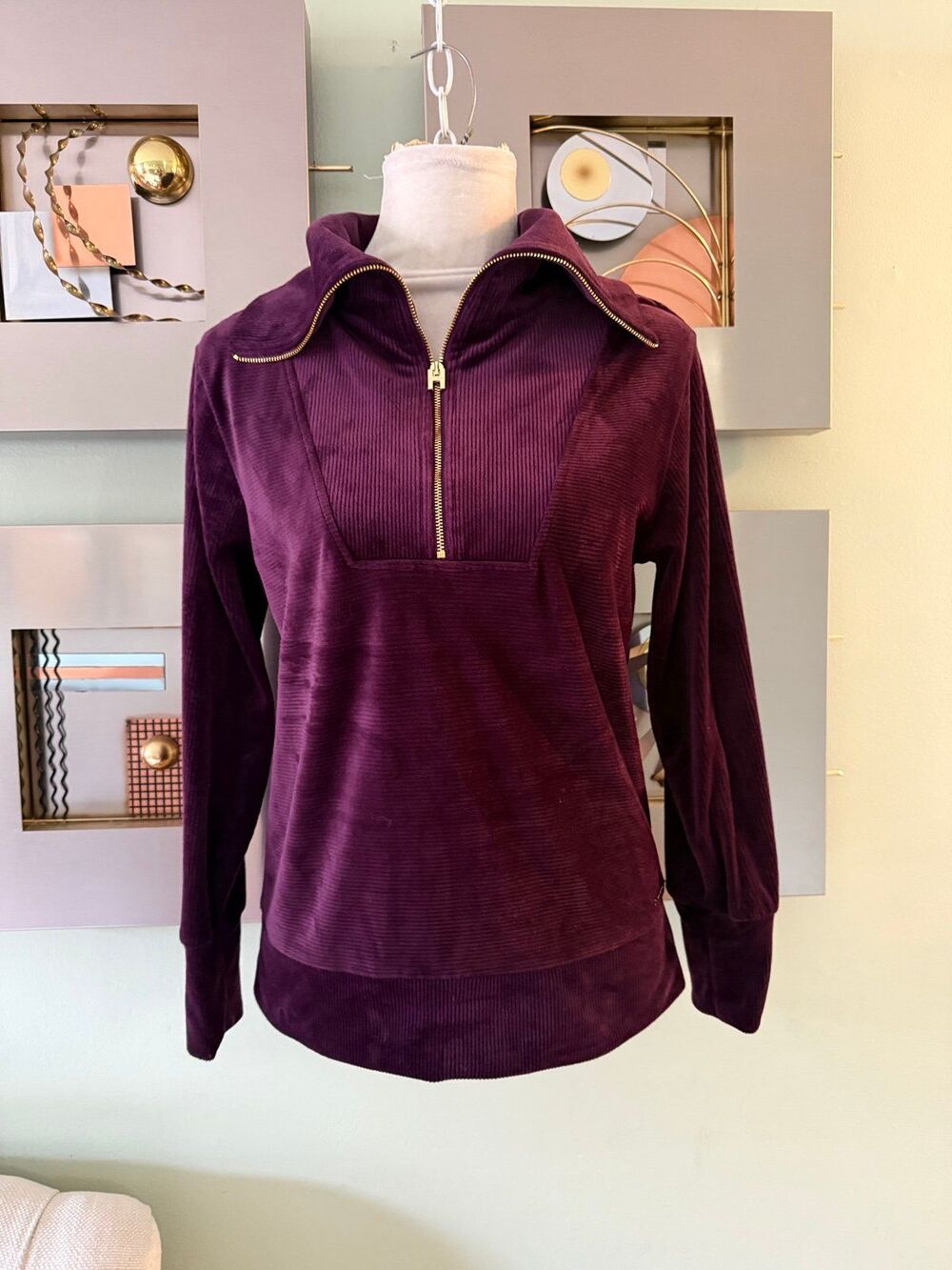 Halston sweatshirt